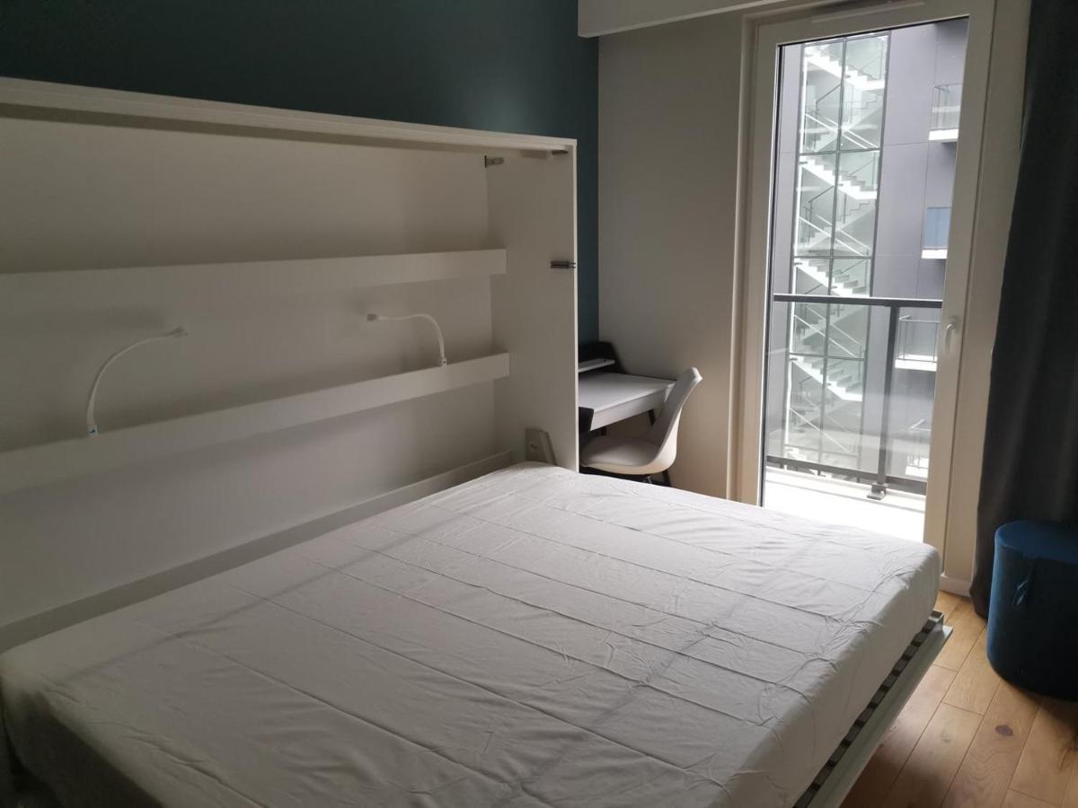 Urban Space Apartament 64 - Free Parking Wrocław Zewnętrze zdjęcie